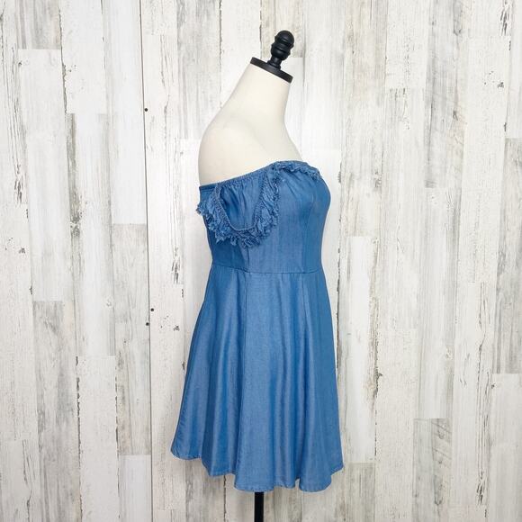 NWT Lovers + Friends Tessa Mini Dress Blue Chambray Boho Western Coastal Size M - Picture 6 of 11